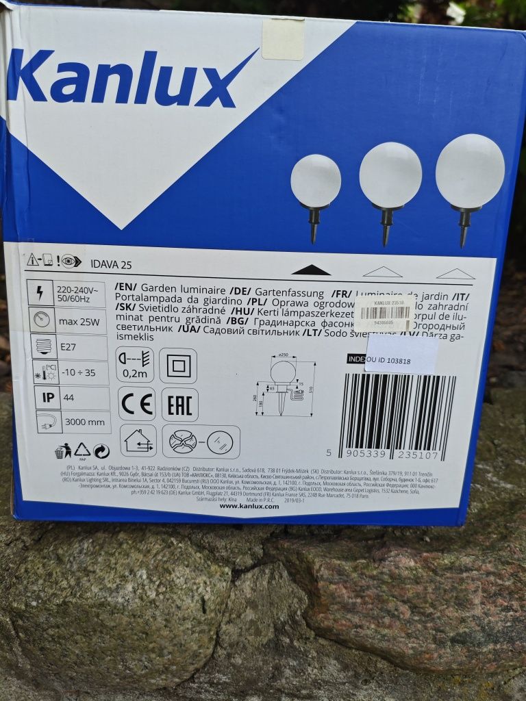 Lampa ogrodowa kula