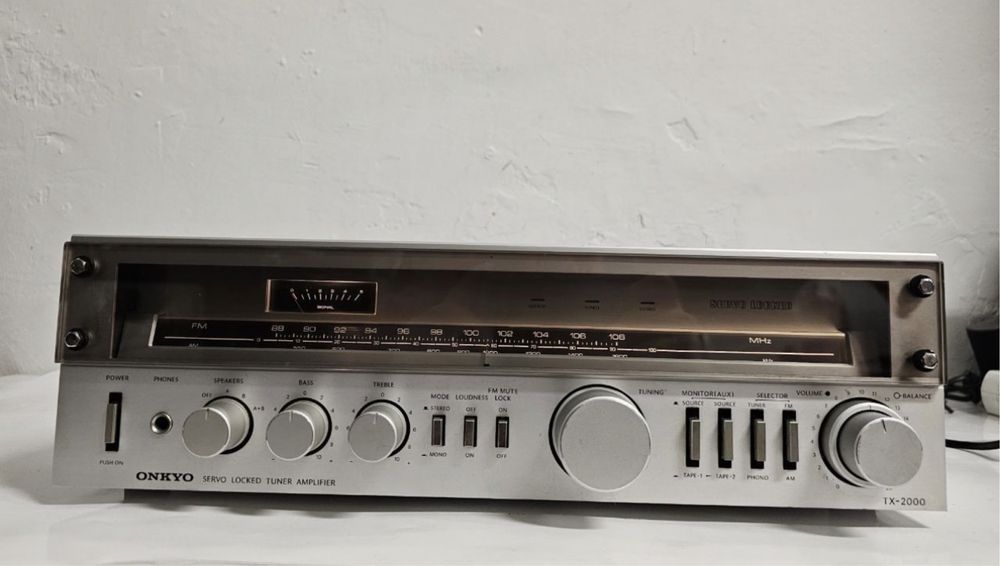 Am/Fm Stereo Amplituner Onkyo TX-2000, 2*40 W