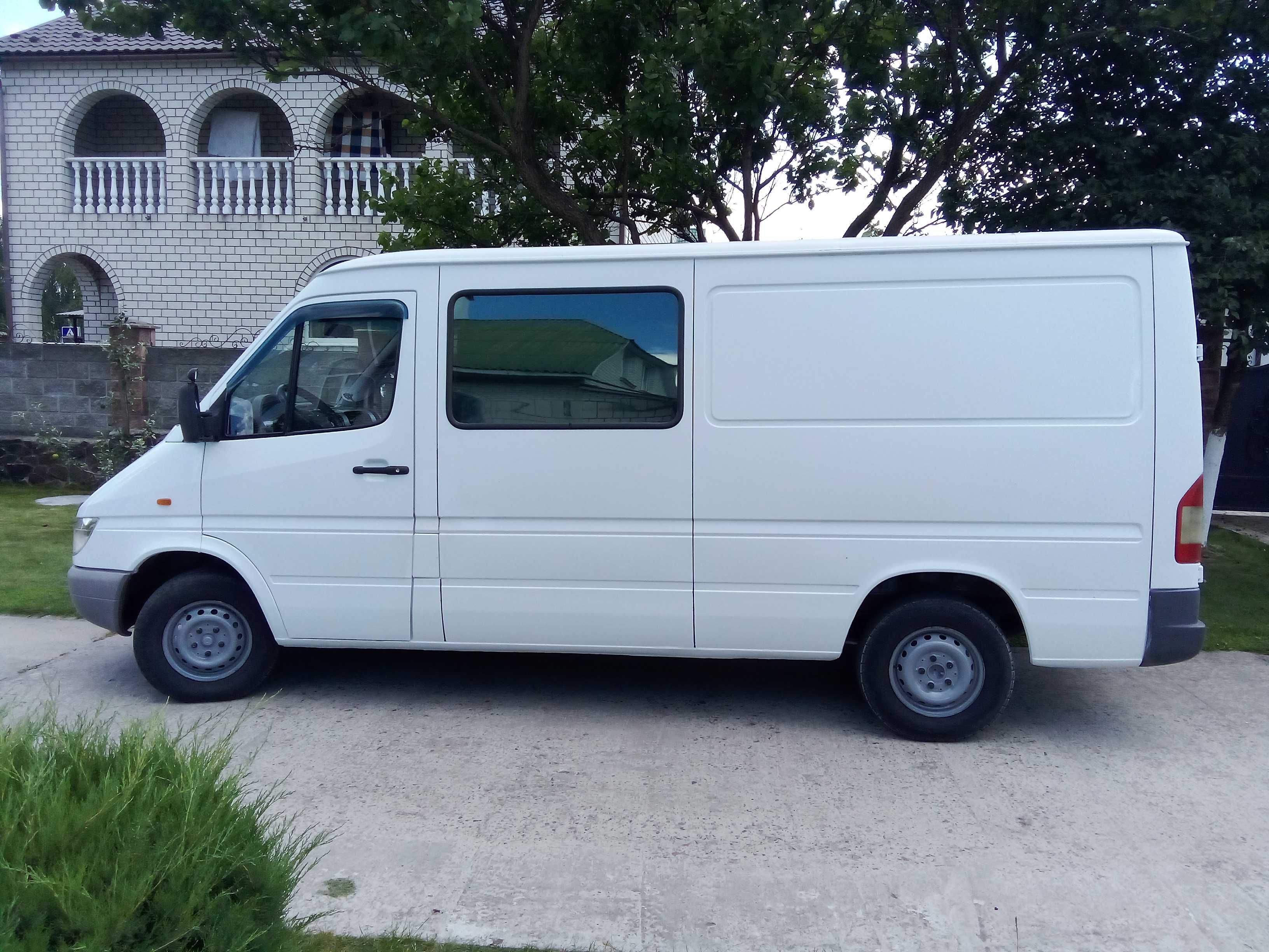 Продам Мерседес-Спрінтер 2.2д.(Пасажир 8 місць)