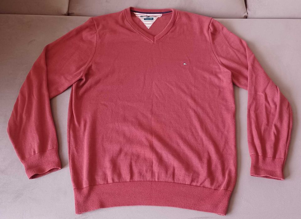 Sweter męski czerwony Tommy Hilfiger roz. L