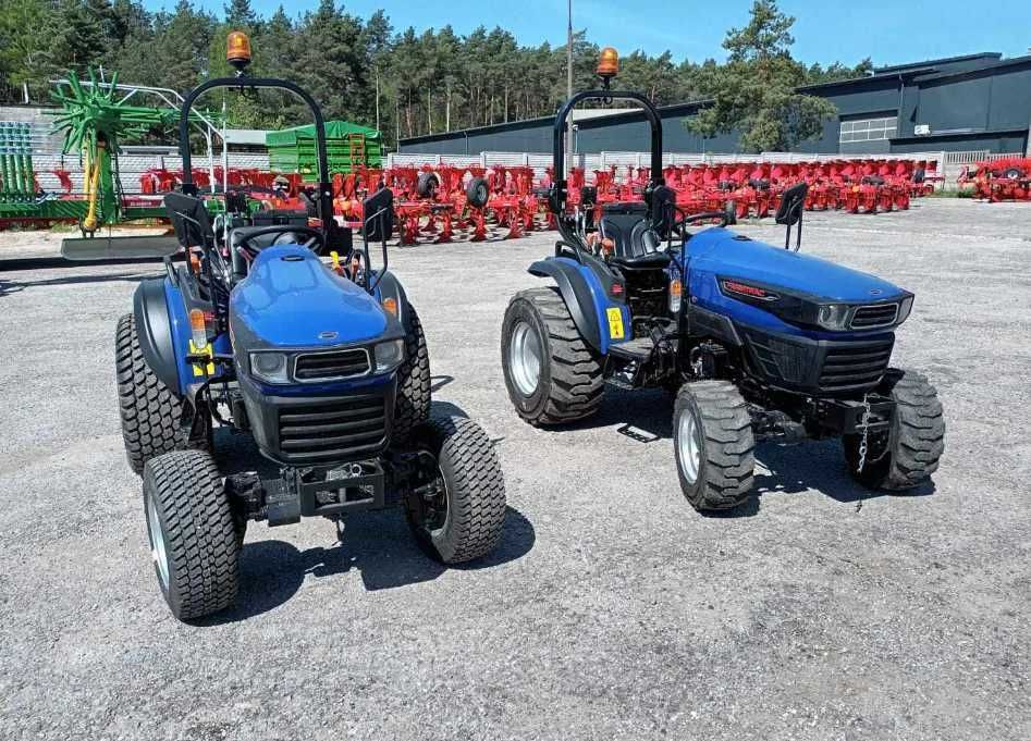 Traktorek do Ogrodu sadu firmy osprzęt komunalny i ogrodniczy FARMTRAC