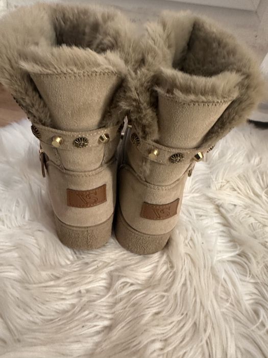 Чобітки, угі, черевики, сапоги, зимове жіноче взуття