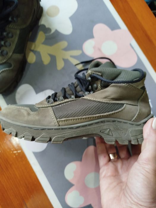 Ботінки 37р Демі