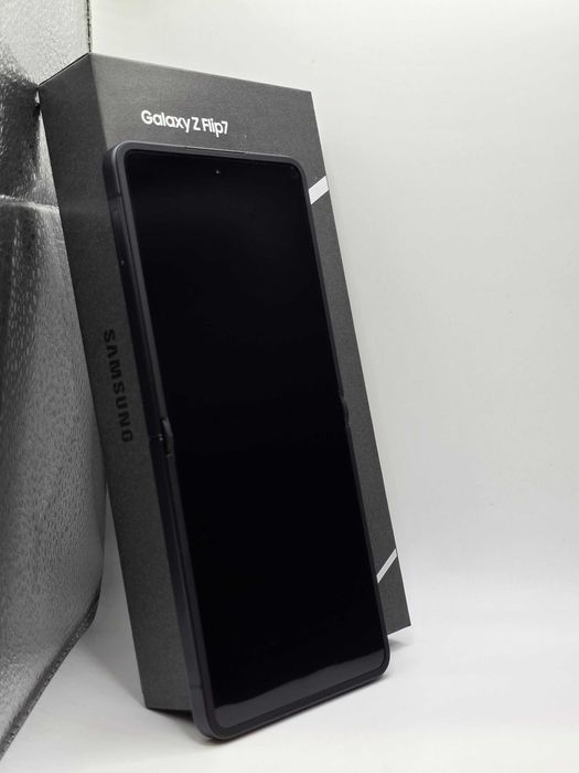 Samsung Galaxy Z Flip 7 12/256 Європа