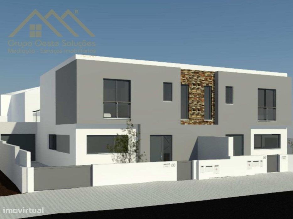 Moradia V4 em Construção - Bufarda, Peniche