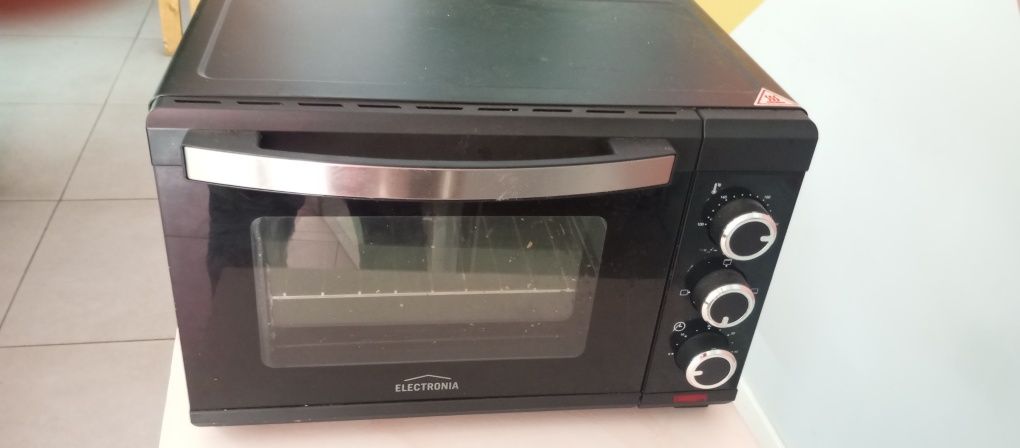 MINI FORNO ELECTRONIA TG19B3 Capacidade 19 Lt, Potência 1280