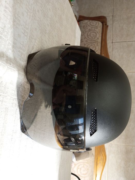 Шлем. Для скутера. Для велосипеда.