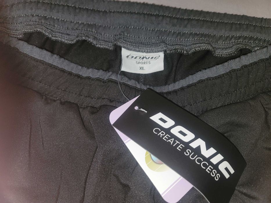 Продам спортивний костюм DONIC