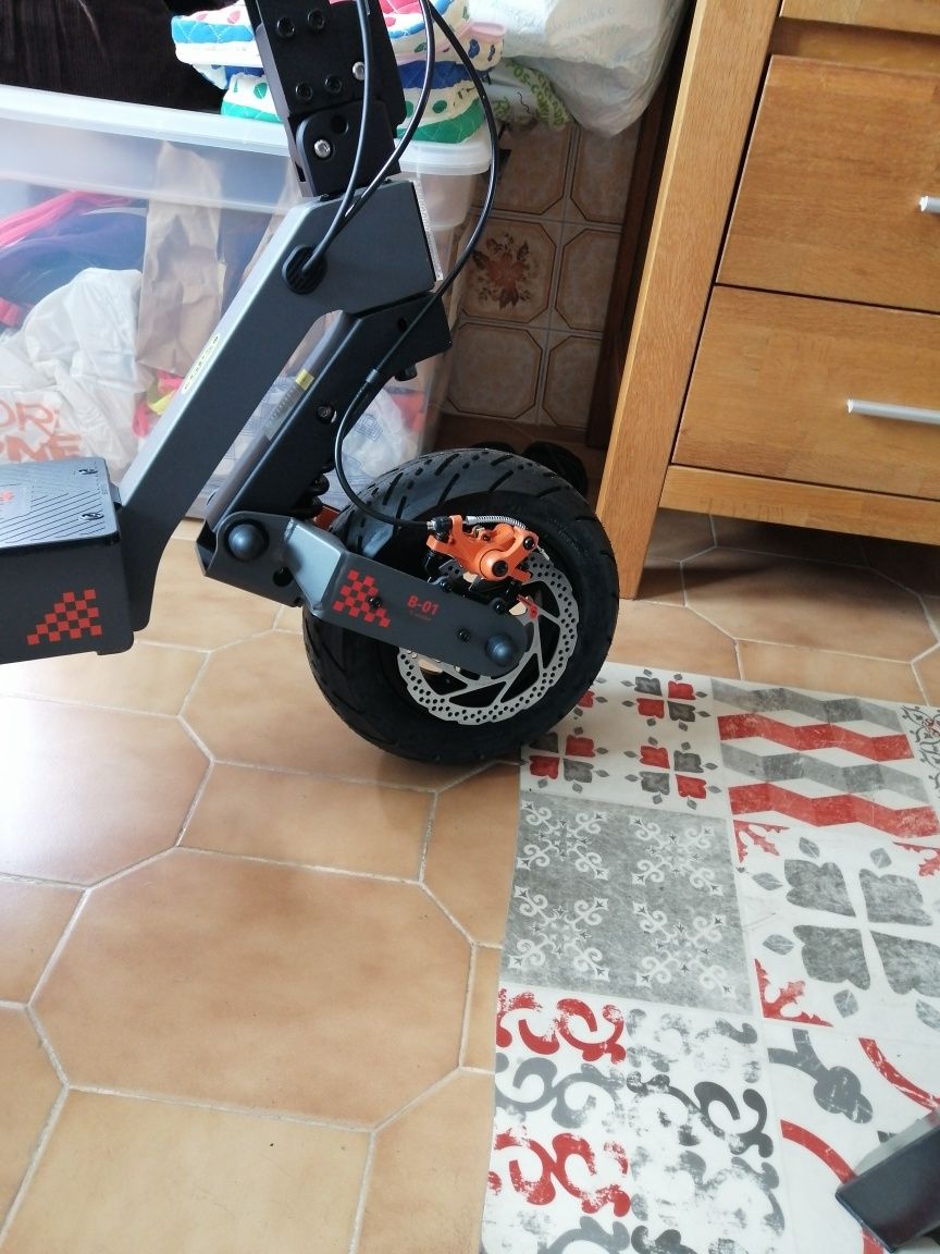 Trotinete kukirin G4 2025