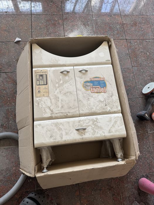 Тумба для ванной новая не устанавливалась цвет белый без дефектов