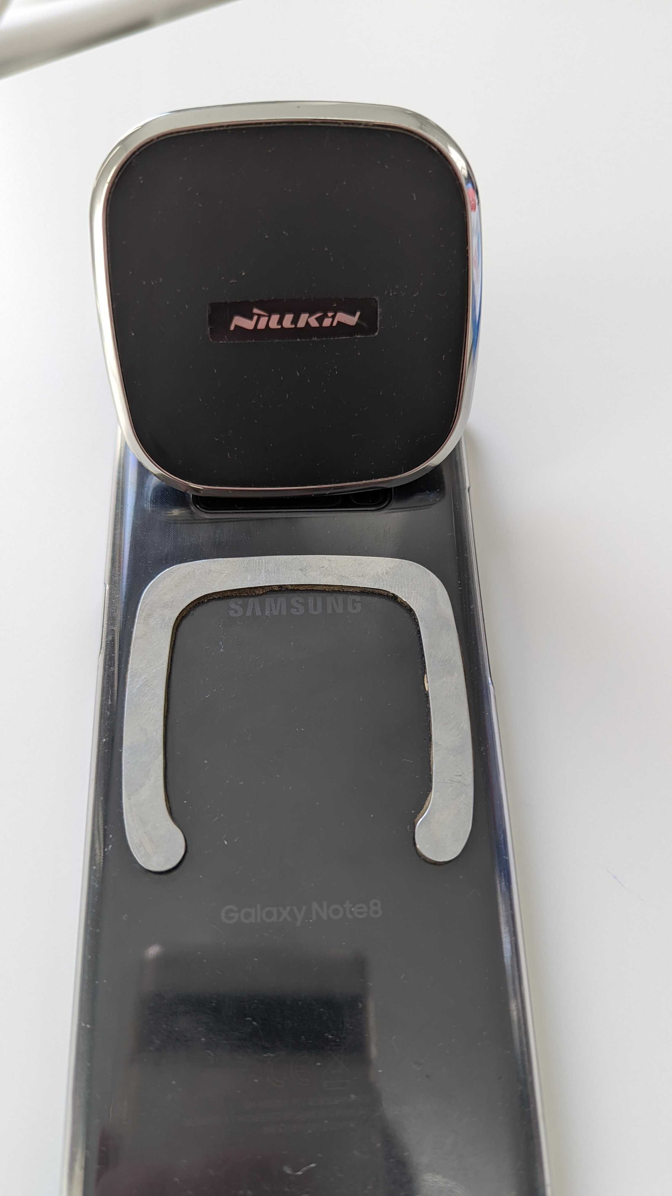 Nillkin MC016 Автомобільний тримач бездротова зарядка
