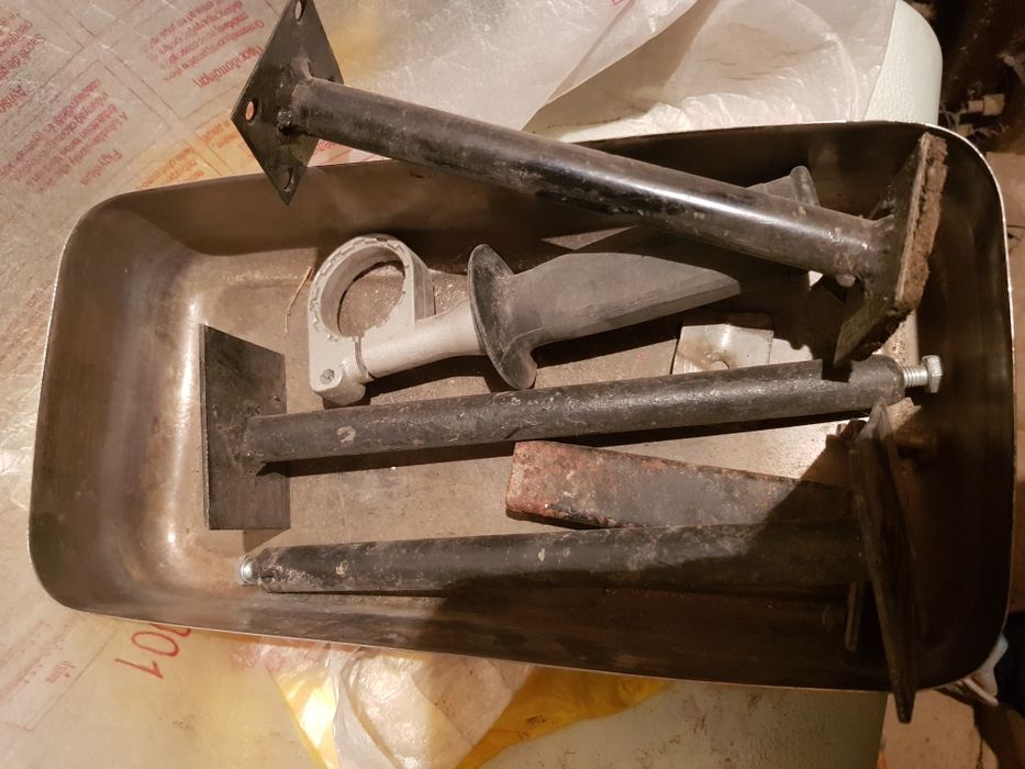 Эмалированая кастрюля бак для  воды ёмкость цепь ножки кельма мастер