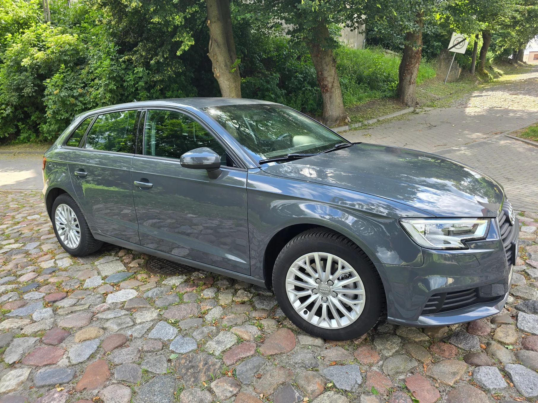 Audi A3 S-Tronic*bdb stan*niski przebieg