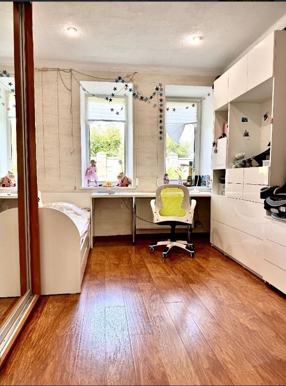Продам шикарный дом 121 кв м, евроремонт, 4 комнаты, 12 соток