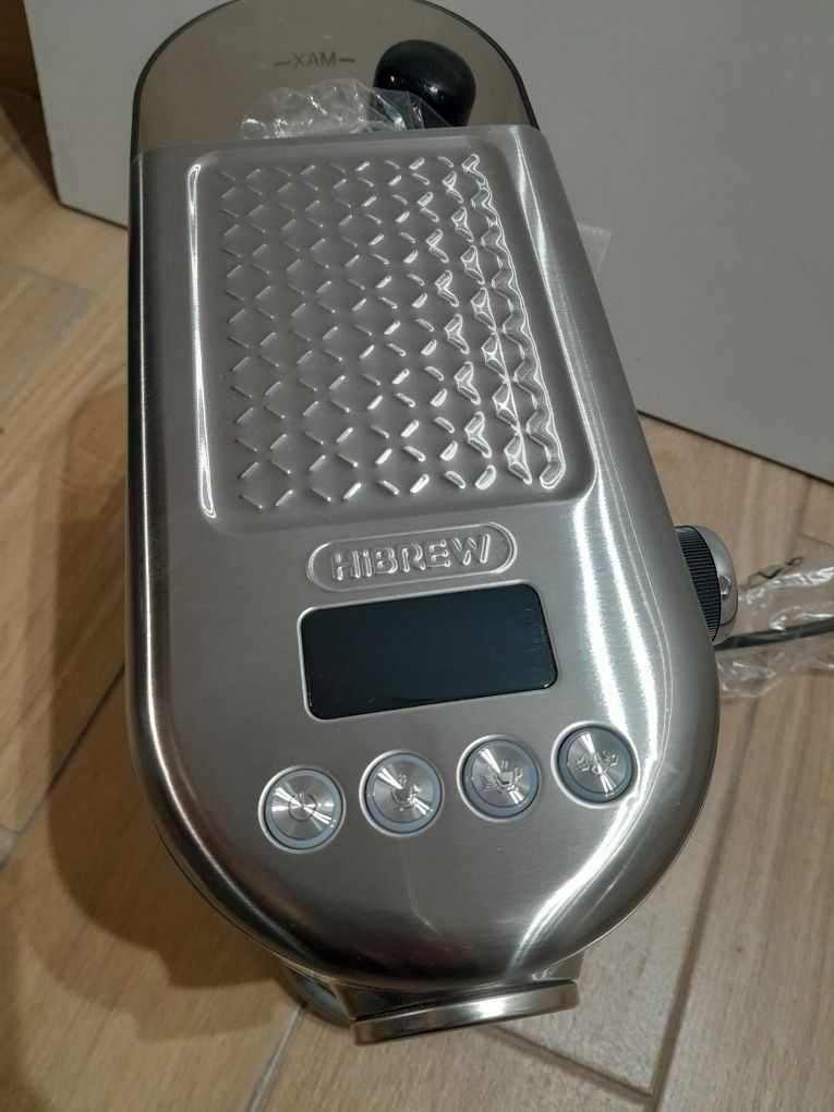 Ekspres do kawy ciśnieniowy  HiBrew H10B