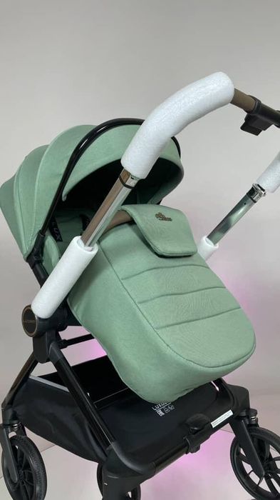 Прогулянкова коляска Luxmom B1