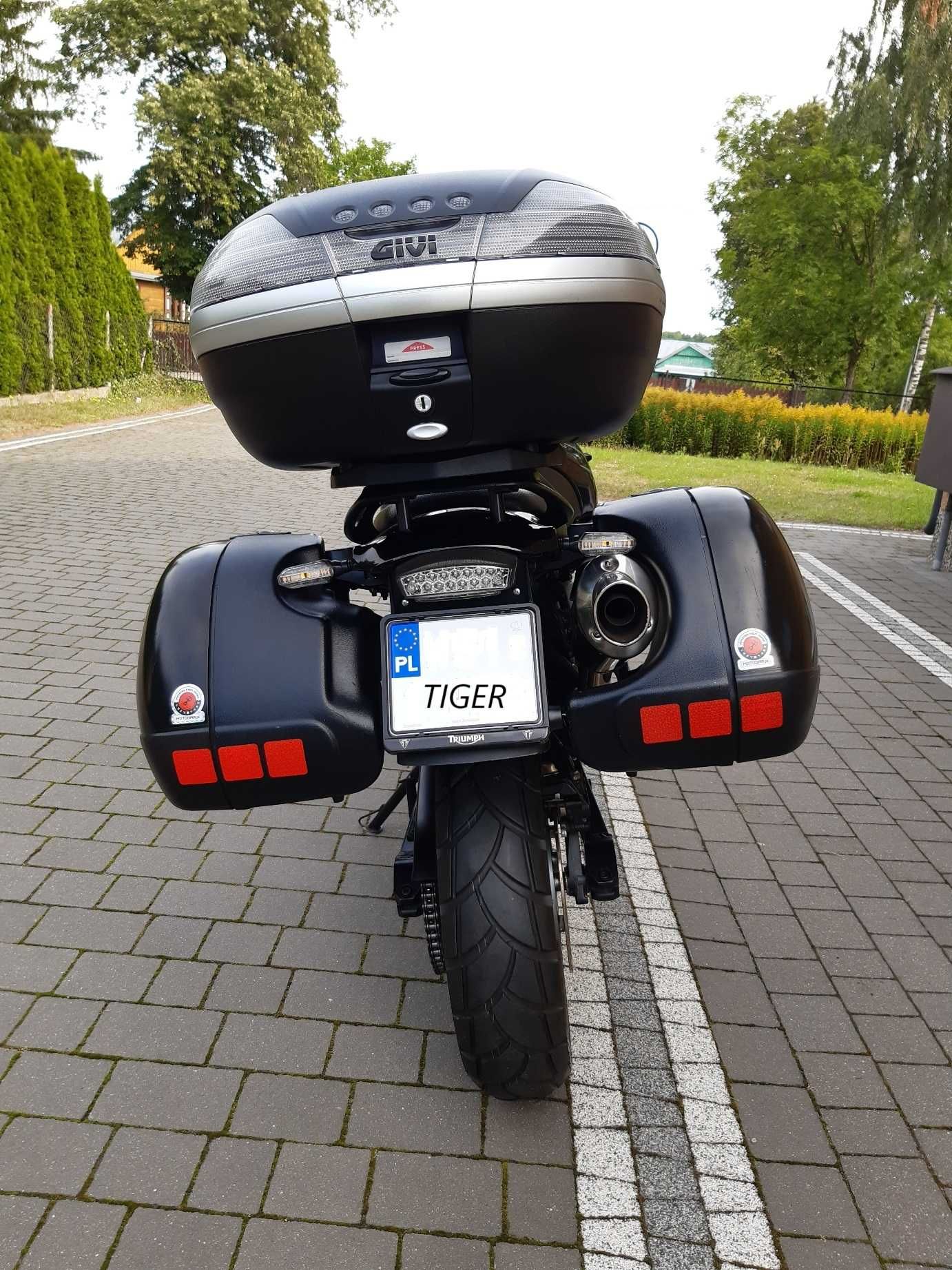 Triumph Tiger 885i, turystyk, bezwypadkowy,  doposażony, stan wzorowy