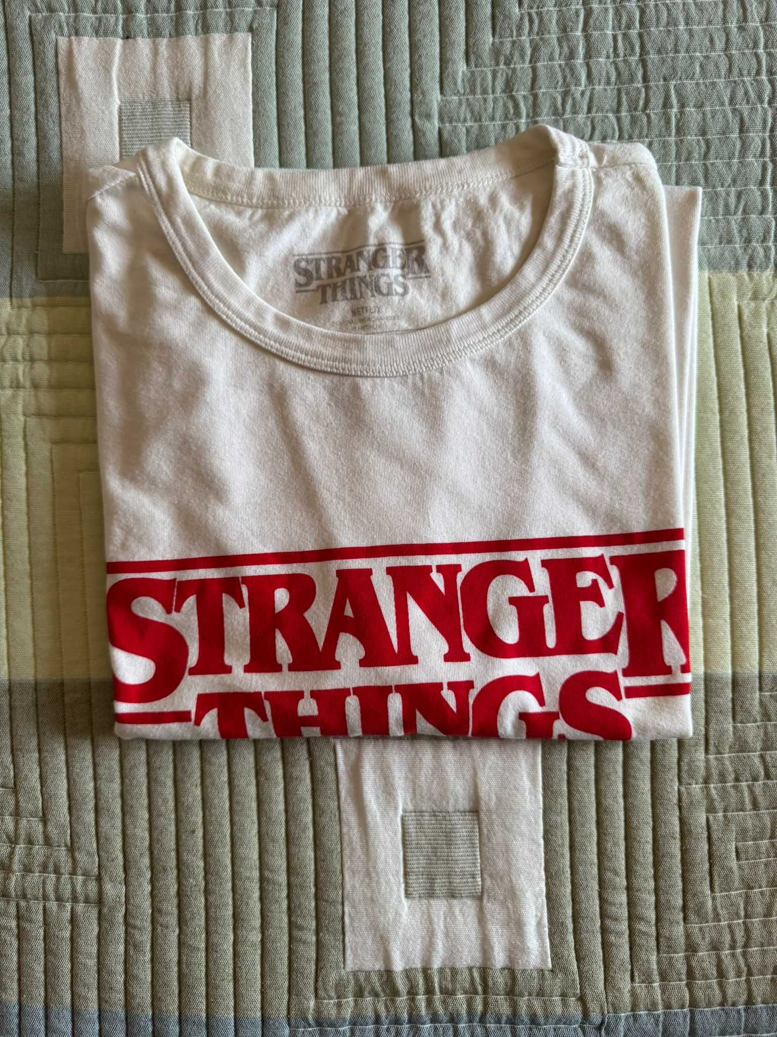 T-Shirt Stranger Things