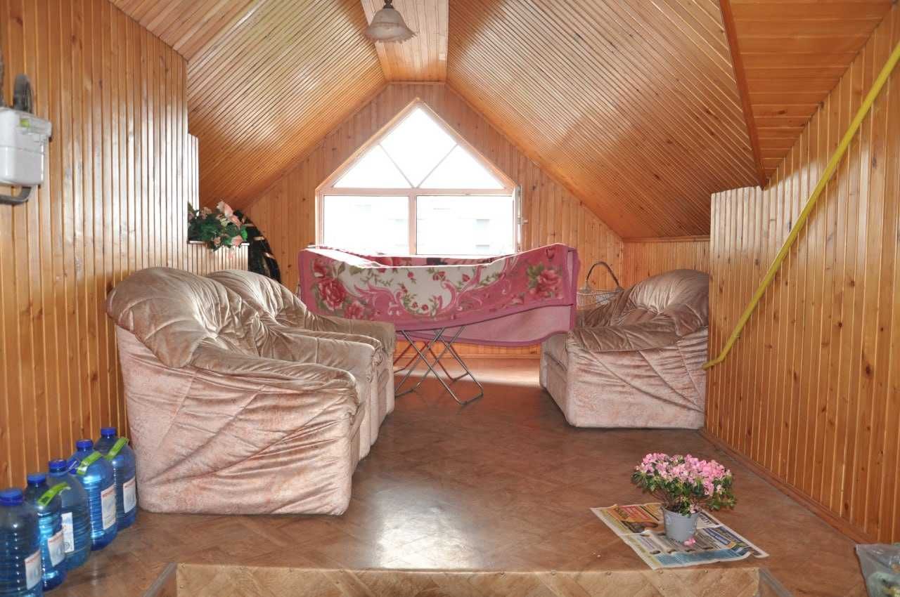 Продається дворівнева квартира  по вул. Крука(Шевченка)
