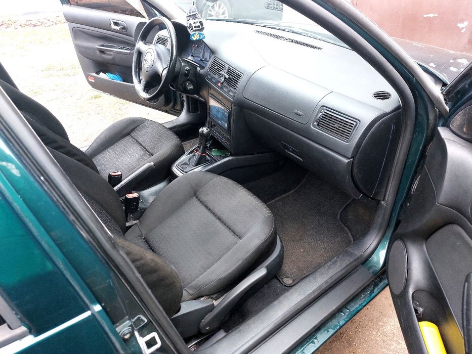 Продам гольф 4 1.6 16V