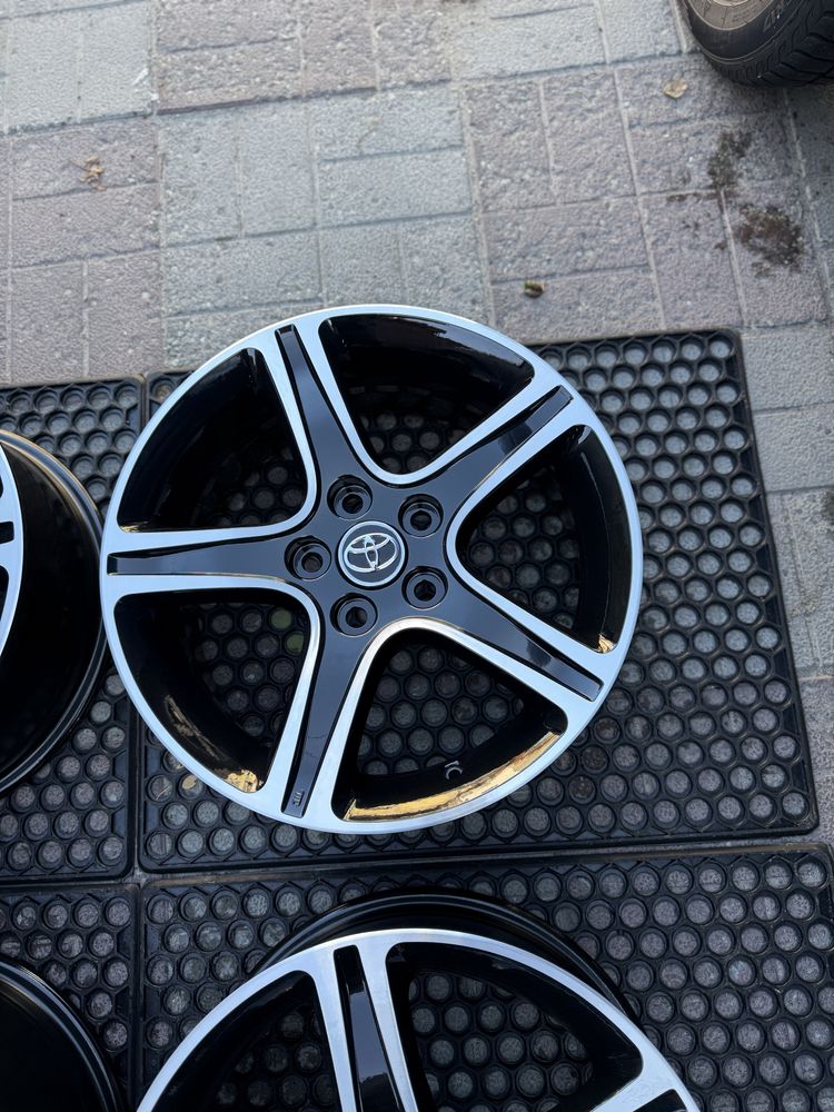 Диски оригінал Toyota Camry Corolla avalon avensis Lexus 5 114,3 r17