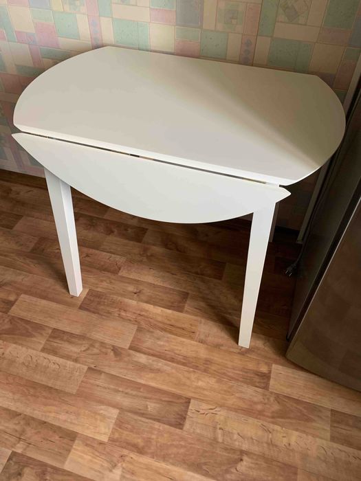 Стол обеденный складной