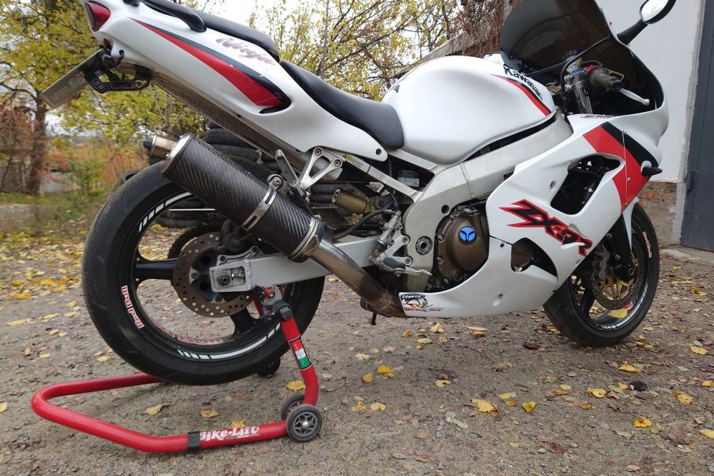 Kawasaki zx 9r 1998 год
