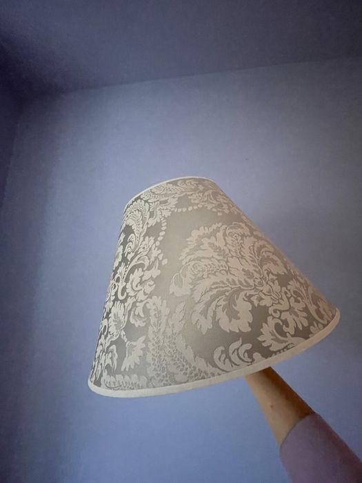 Wiekszy klosz do lampy stojacej