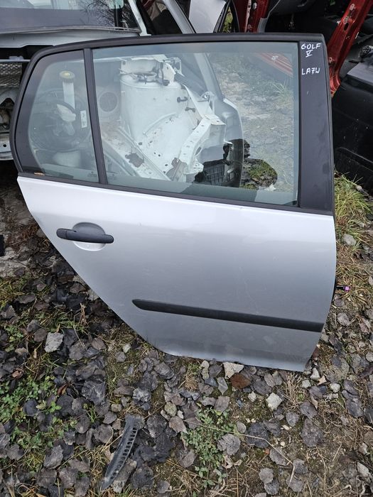 Vw Golf V drzwi prawe przód tył la7w