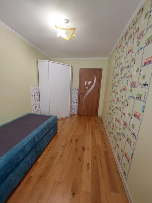 Продаж 2 кімнатна  квартира  Центр