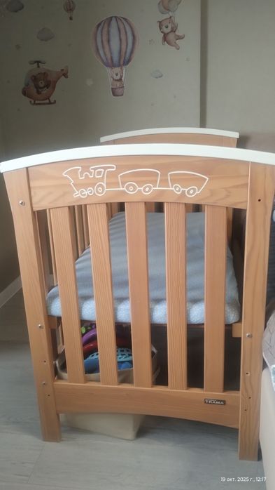 Дитяче ліжечко Trama