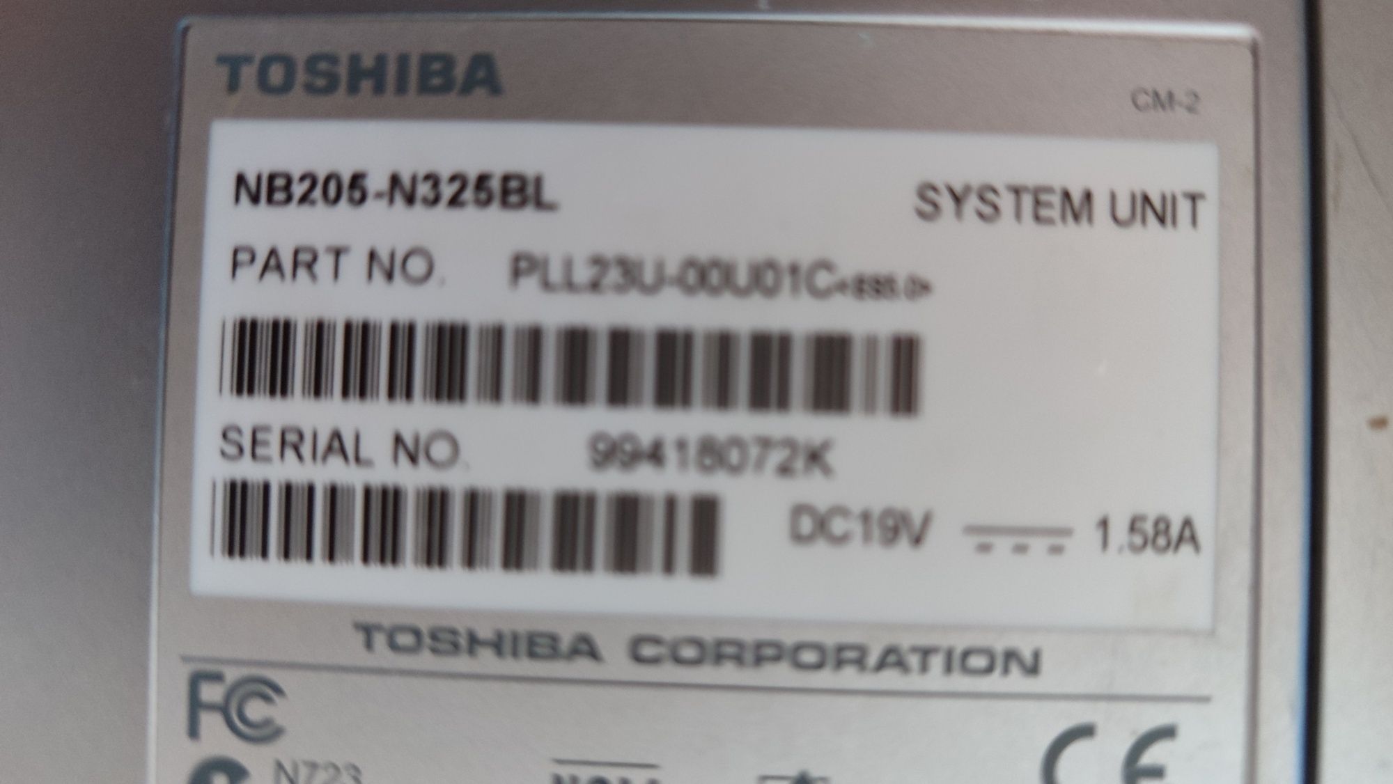 Toshiba NB 205 ноутбук