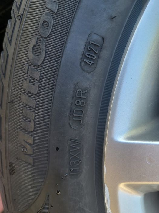 Продам диски з резиною в ідеальному стані R16