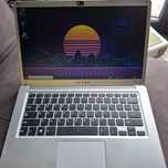 Laptop, notebook Kiano, super bateria