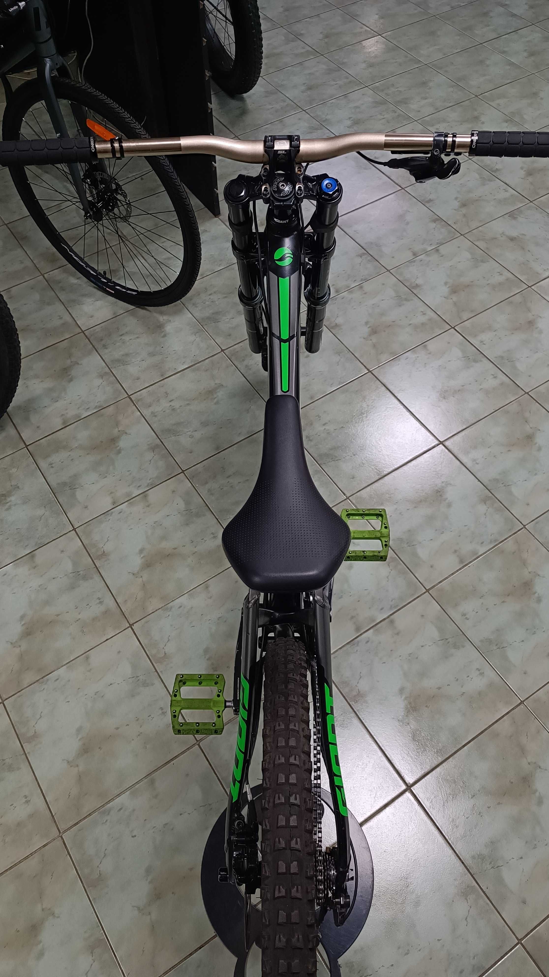 Велосипед Giant glory 27.5 роз.М.