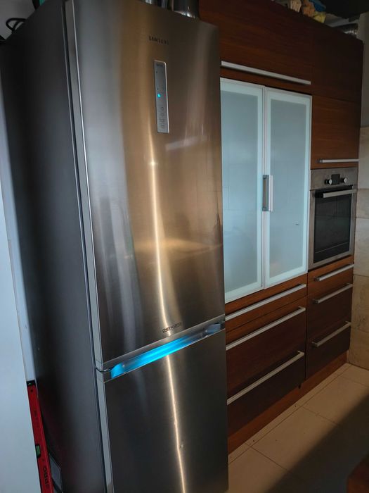 Lodówka Samsung CHEF Collection, duża, nowoczesna, bardzo cicha