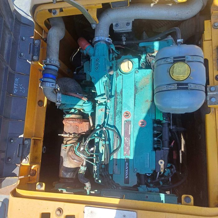 Продам Екскаватор Volvo EC220DL