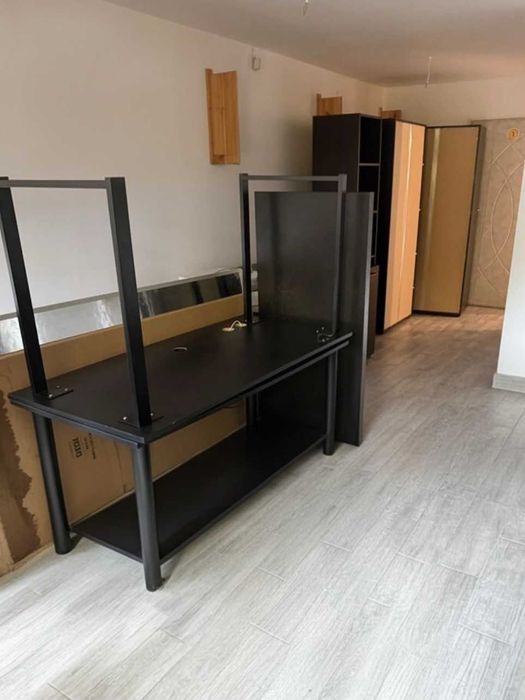 Sprzedam Wyposażenie Biura Meble Czarne