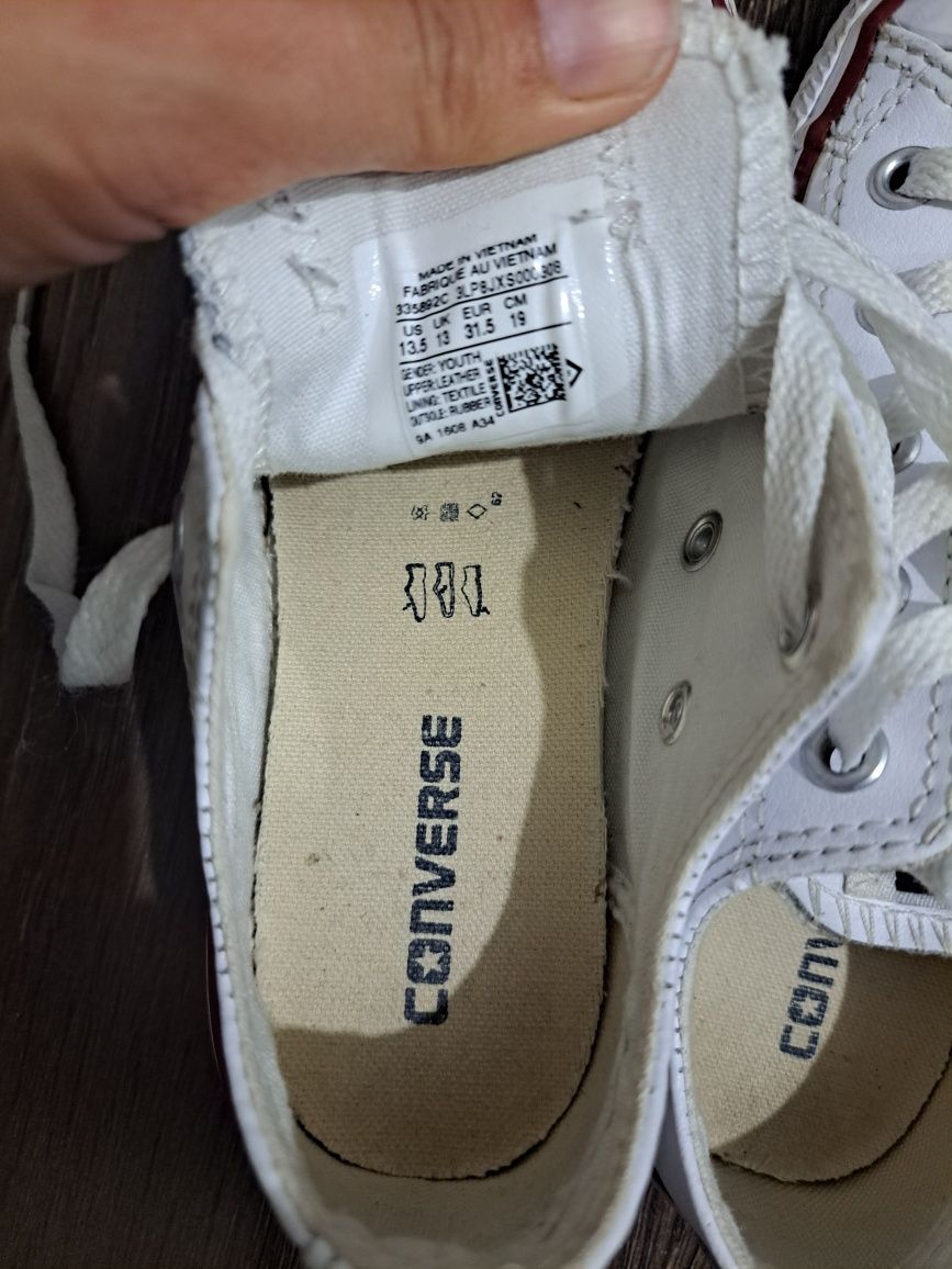 Продам дитячі кеди converse шкіра