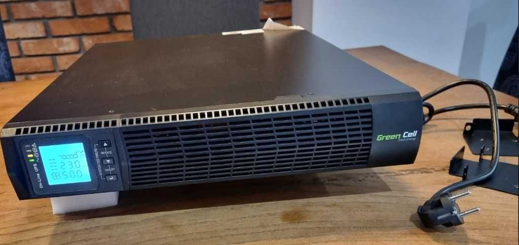 Zasilacz UPS GREEN CELL UPS14 RTII 2000VA 1800W