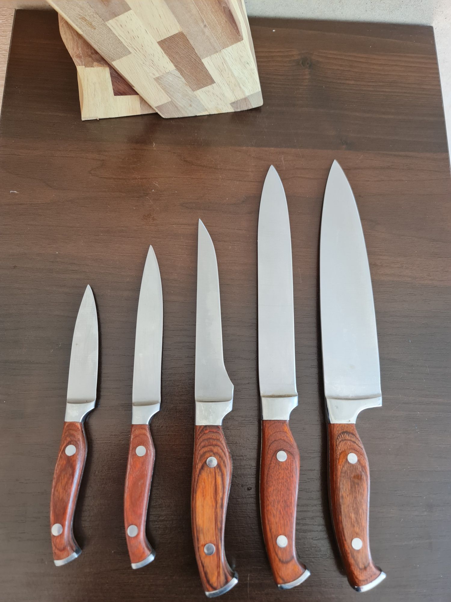 Ножи для кухни с подставкой