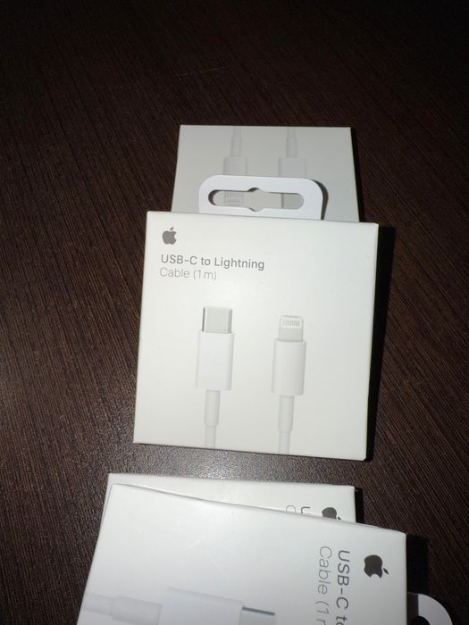 Cabo Original Apple | iPhone | Selado | USB-C to Lightning