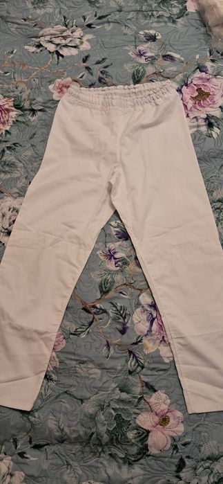 Перчатки і кімоно для єдиноборств