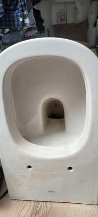 Toaleta kibelek podwieszany na budowe