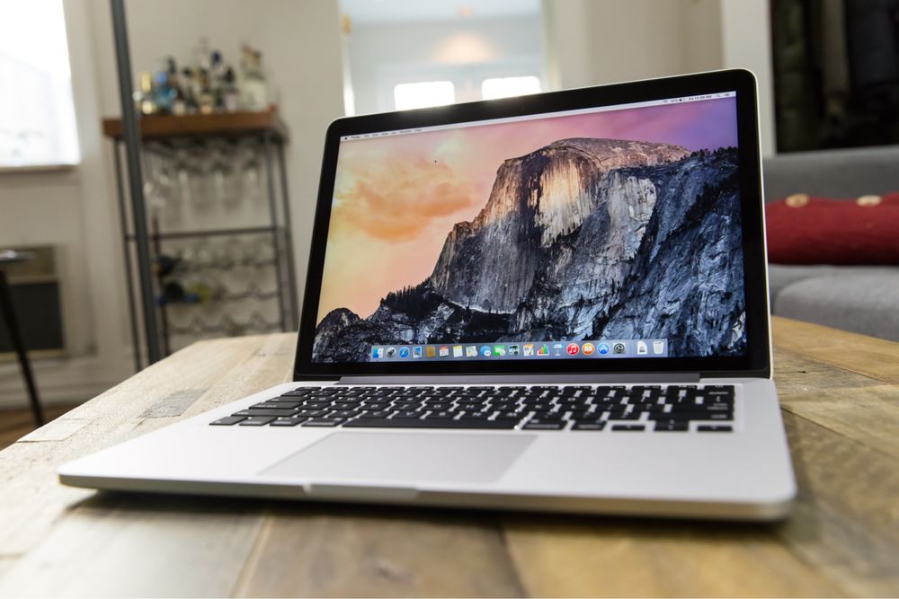 MacBook Pro retina early 2015, 256ssd, 8gb