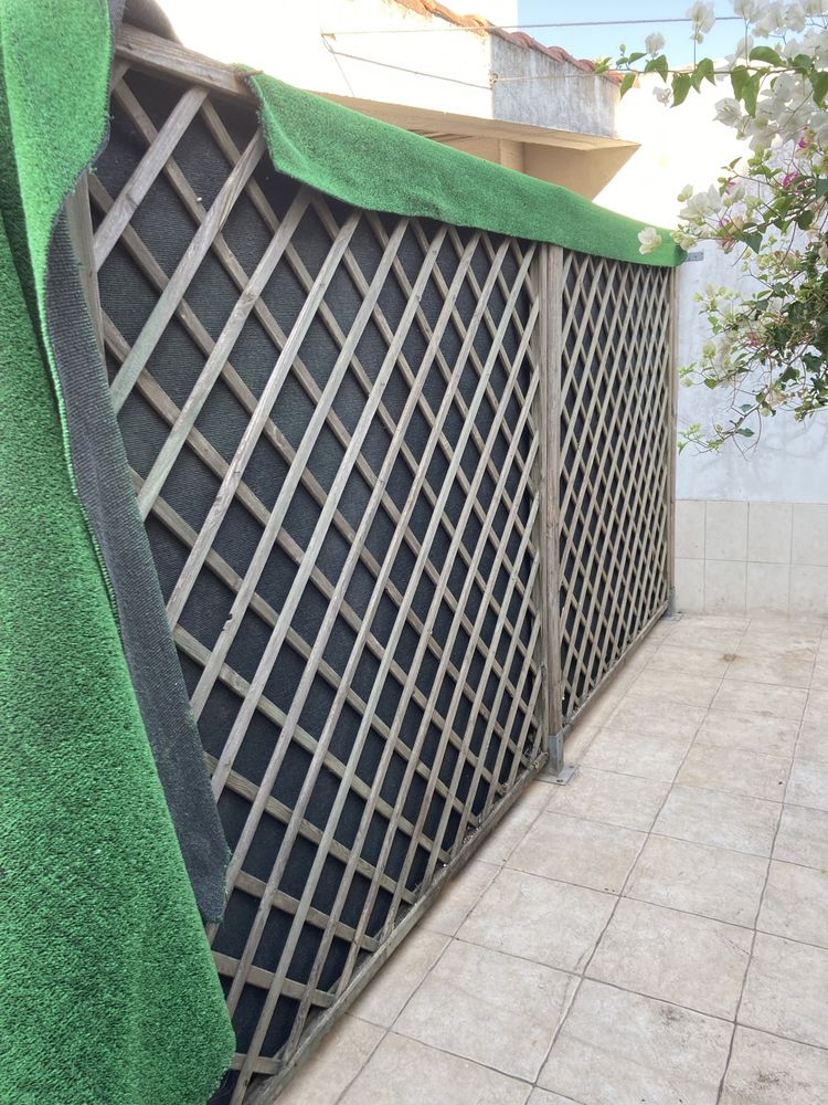 Treliças - Vendo 4 treliças usadas.
