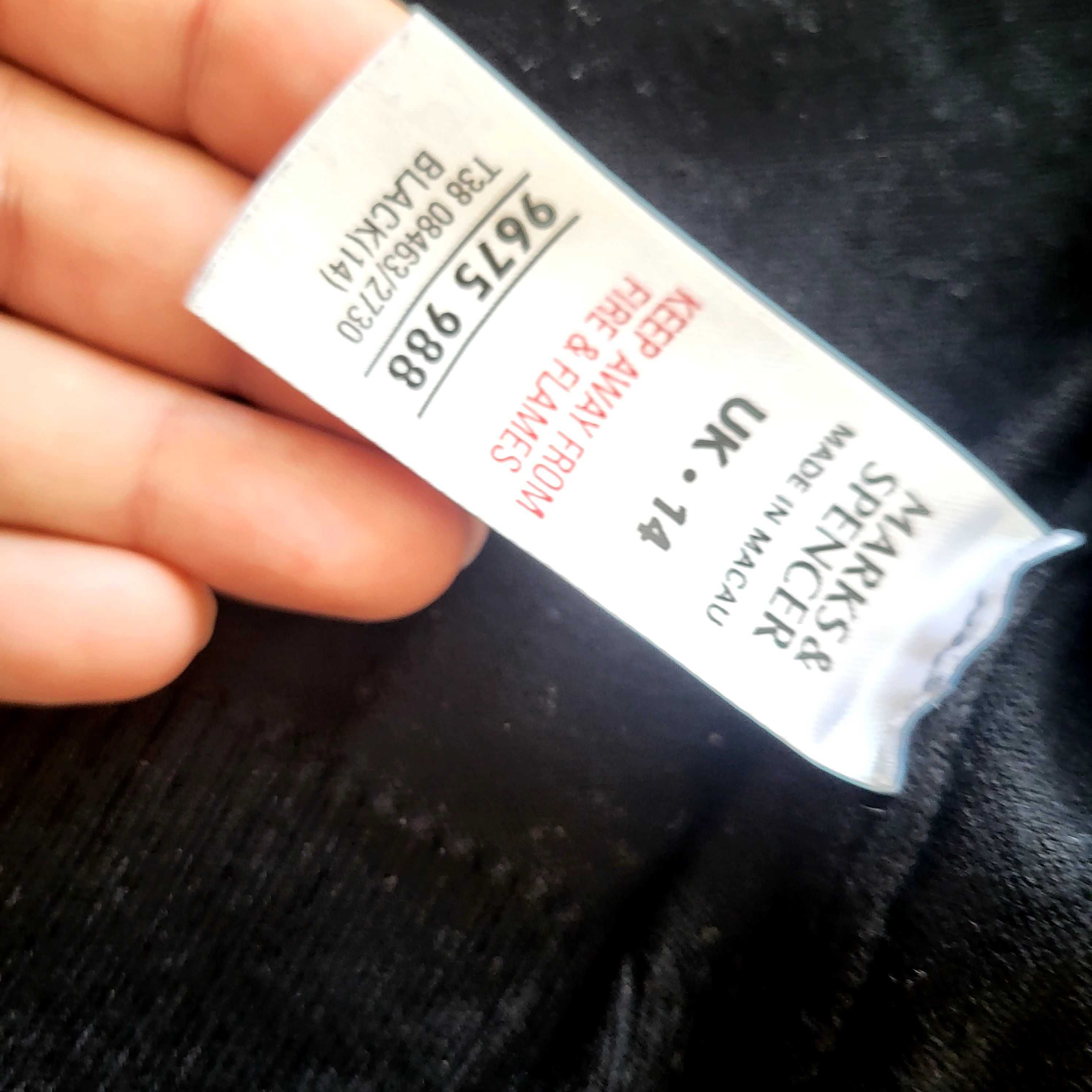 Czarny rozpinany sweterek Marks &Spencer