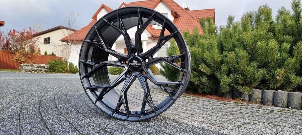 Nowe Felgi Forzza Titan do BMW 3 G20 G21 5 G30 G31 X3 G01 X4 G02 19