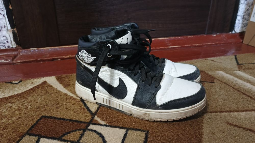 Шкіряні зимові кросівки