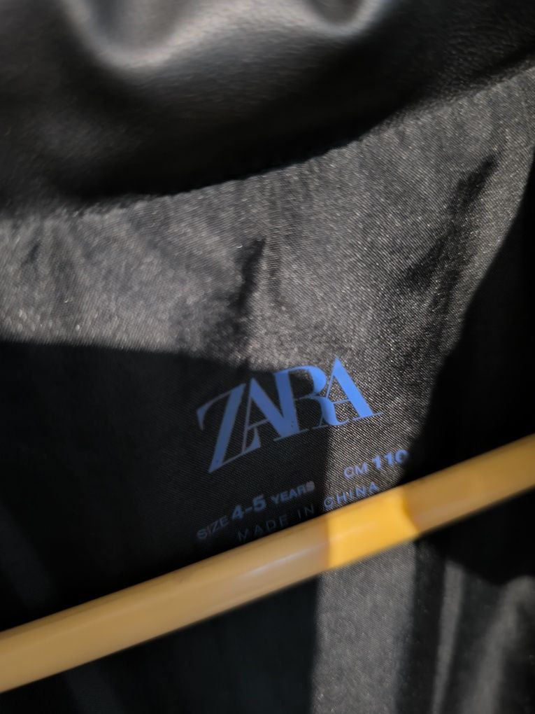 Casaco Zara tamanho 4 5 anos